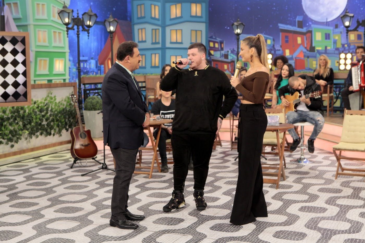 Claudia Leitte, Ferrugem, George Henrique & Rodrigo e Marcos Biancardini agitam o “Boteco do Ratinho” nesta quarta-feira (09)